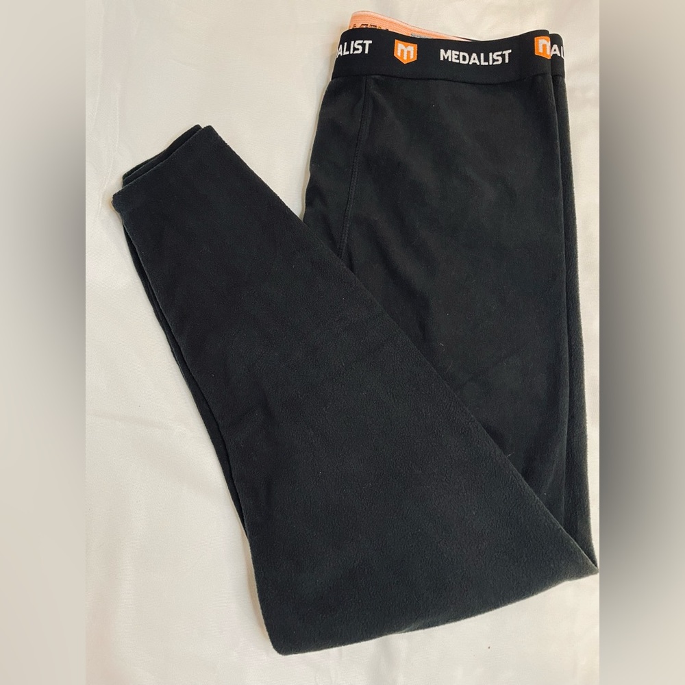 Medalist. Performance thermals. Men’s XL. Black